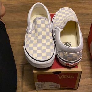 5.5 Slip on vans